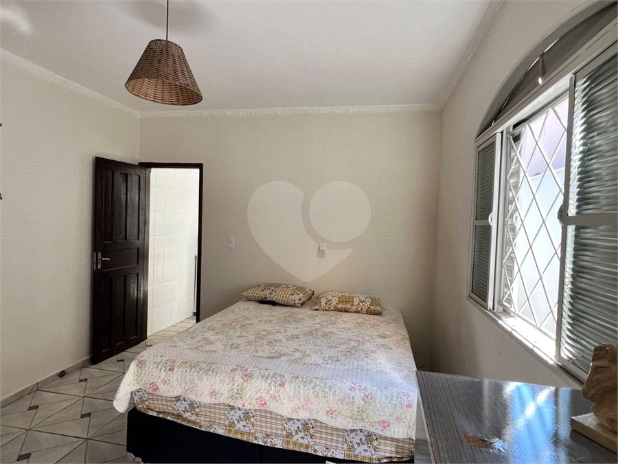 Casa à Venda no Santa Felicia, São Carlos | 2 Dormitórios | Pronta para Morar com Total Conforto