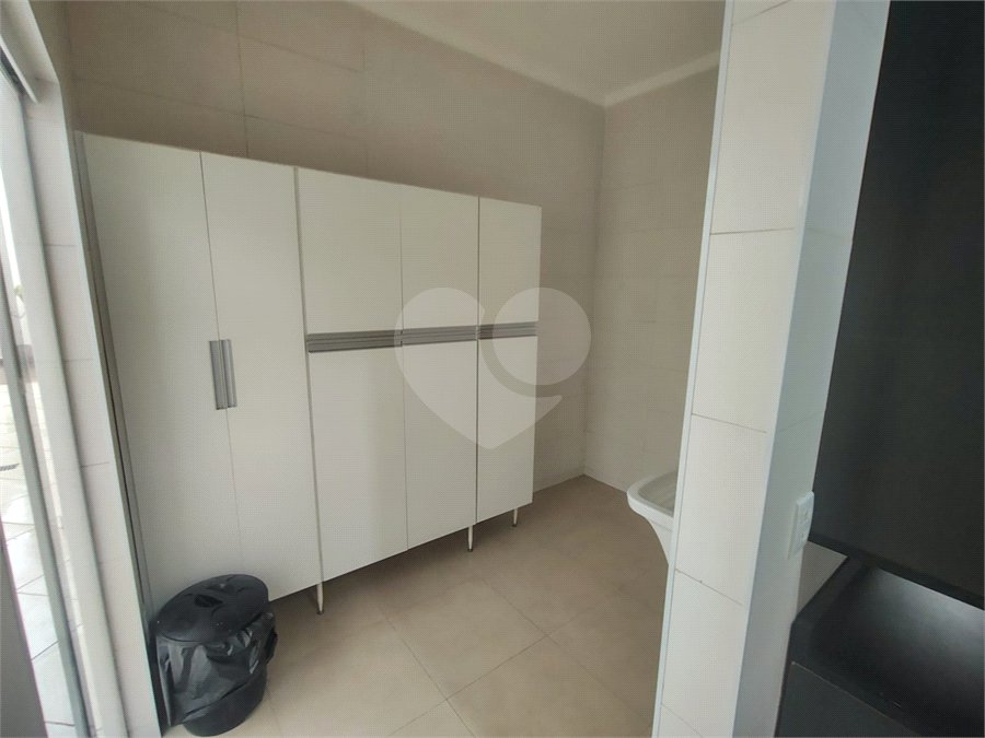 Casa à venda com 3 quartos, sendo 1 suíte,  no condomínio Bosque São Carlos, São Carlos - SP