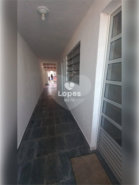 CASA Á VENDA - BAIRRO NOVO HORIZONTE, 2 DORMITÓRIOS 1 SENDO SUITE, SJC/SP
