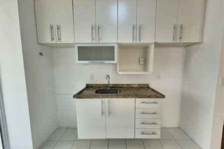 Apartamento à venda com 2 quartos em Vila Anastácio, São Paulo, SP