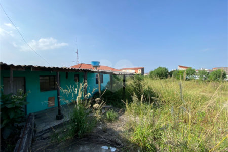 Terreno à venda em Vila Romanópolis, Ferraz de Vasconcelos, SP