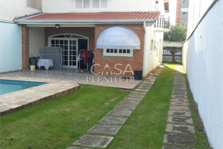 Casa à venda com 4 quartos, sendo 1 suíte, em Vila Jardini, Sorocaba, SP