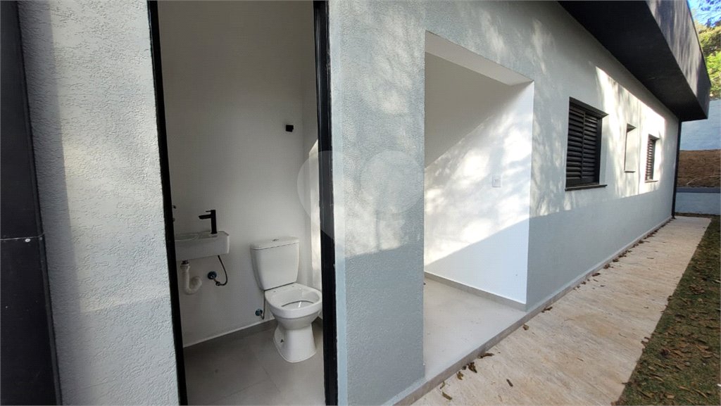 Casa Térrea à venda com 3 quartos, sendo 1 suíte,  em Pedra Vermelha (terra Preta), Mairiporã, SP