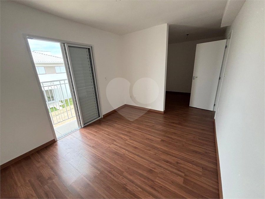 Casa à venda ou para alugar com 3 quartos, sendo 1 suíte,  no condomínio Residencial Villa Flora, Votorantim - SP