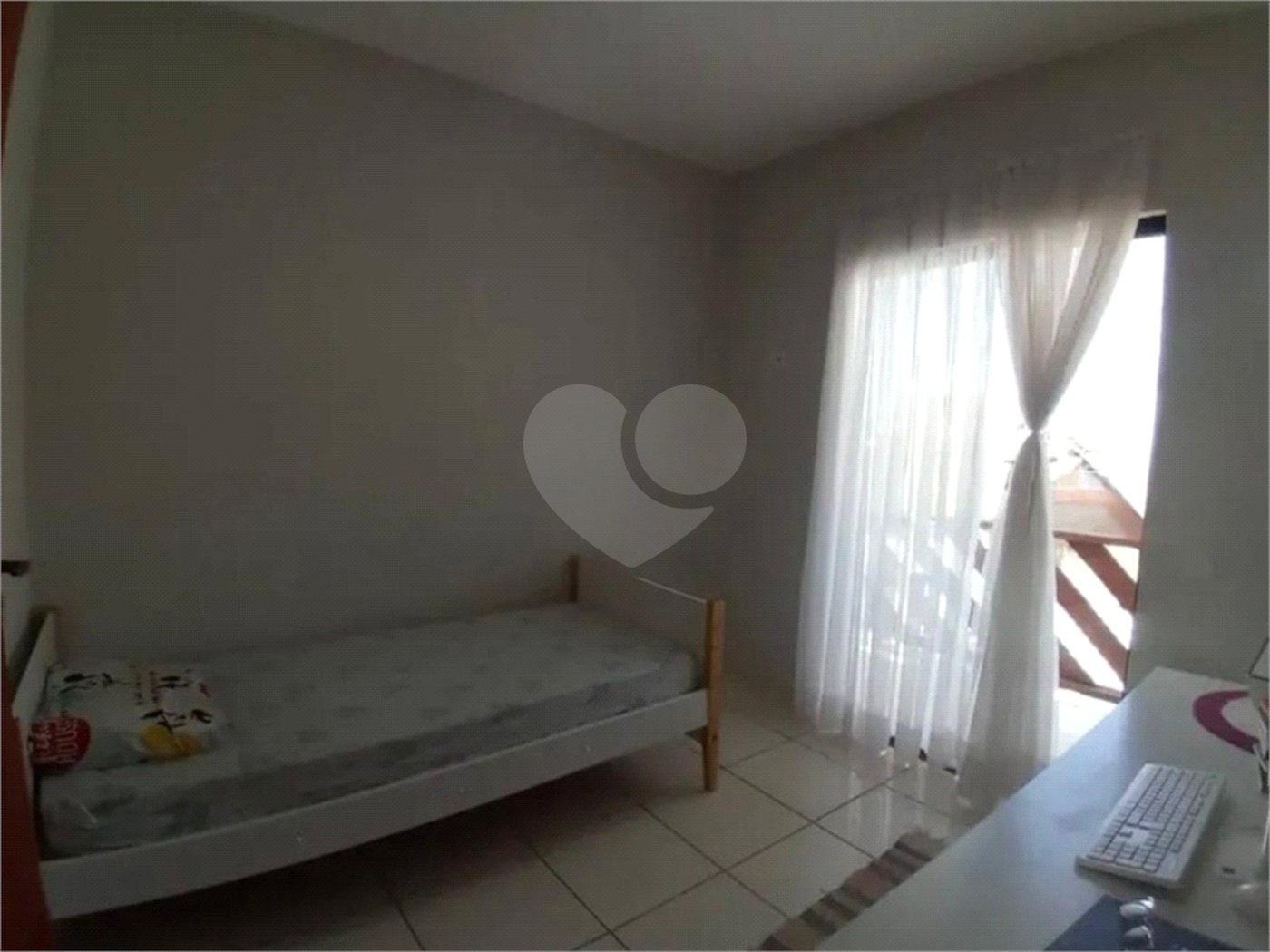 Casa à venda com 3 quartos, sendo 1 suíte, em Jardim Wanel Ville V, Sorocaba, SP
