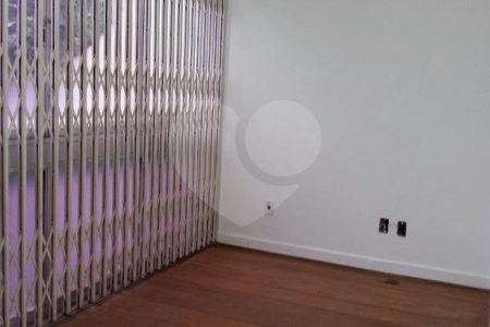 Casa à venda ou para alugar com 9 quartos em Vila Mariana, São Paulo, SP