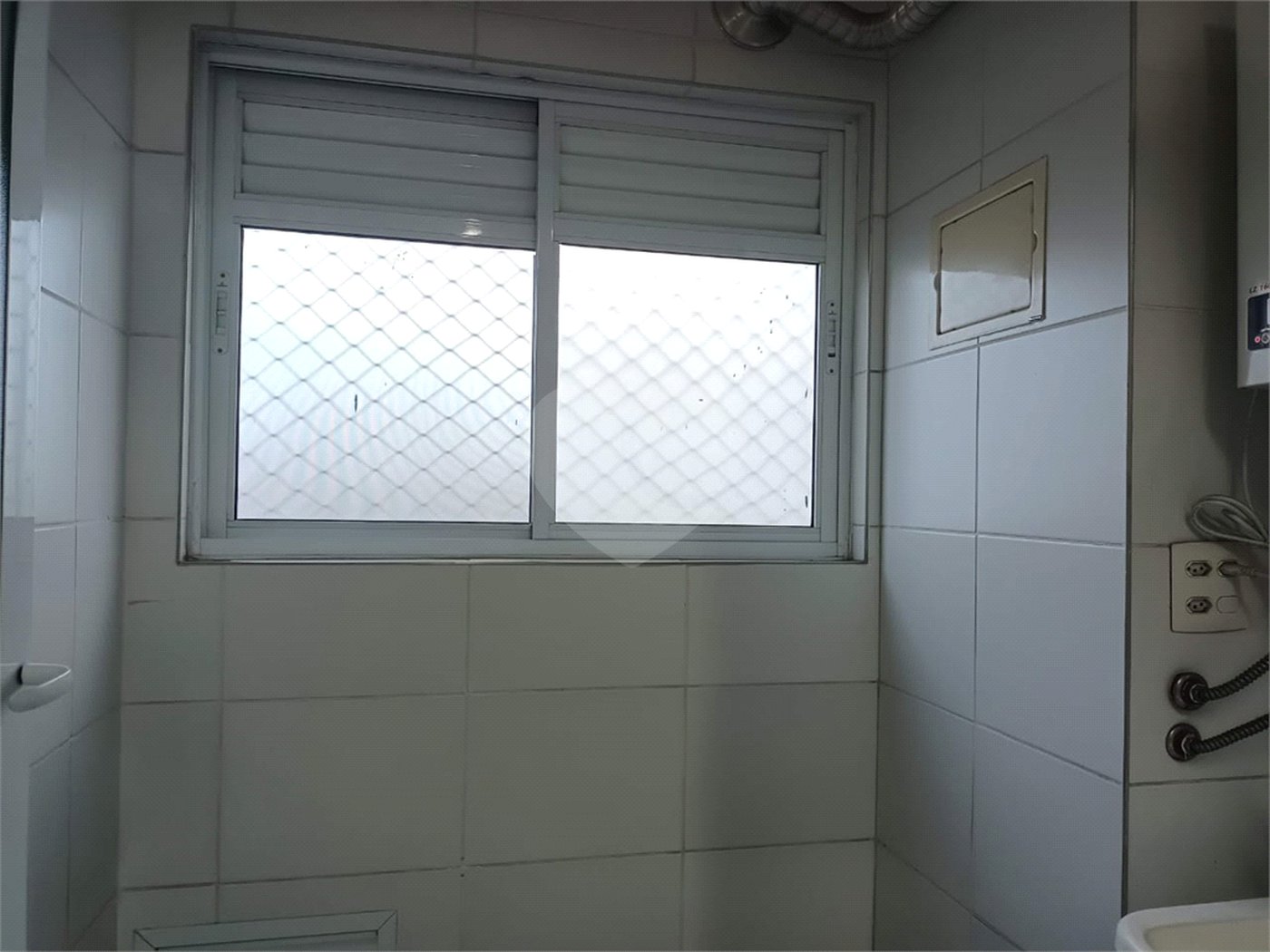 Apartamento à venda ou para alugar com 2 quartos, sendo 1 suíte, em Rio Pequeno, São Paulo, SP
