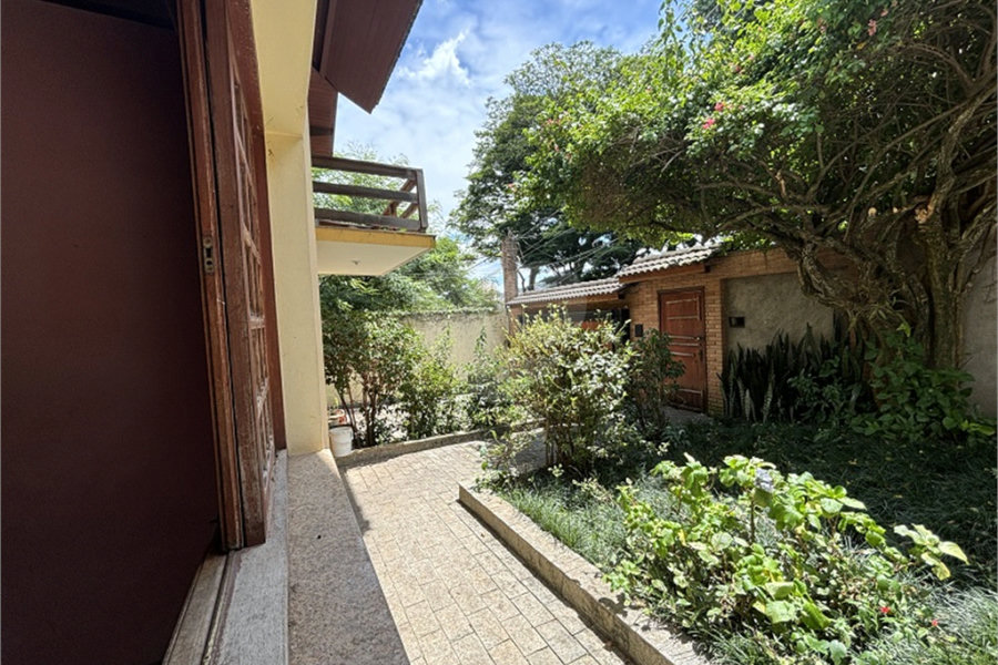 Casa à venda com 4 suítes em Tremembé, São Paulo, SP