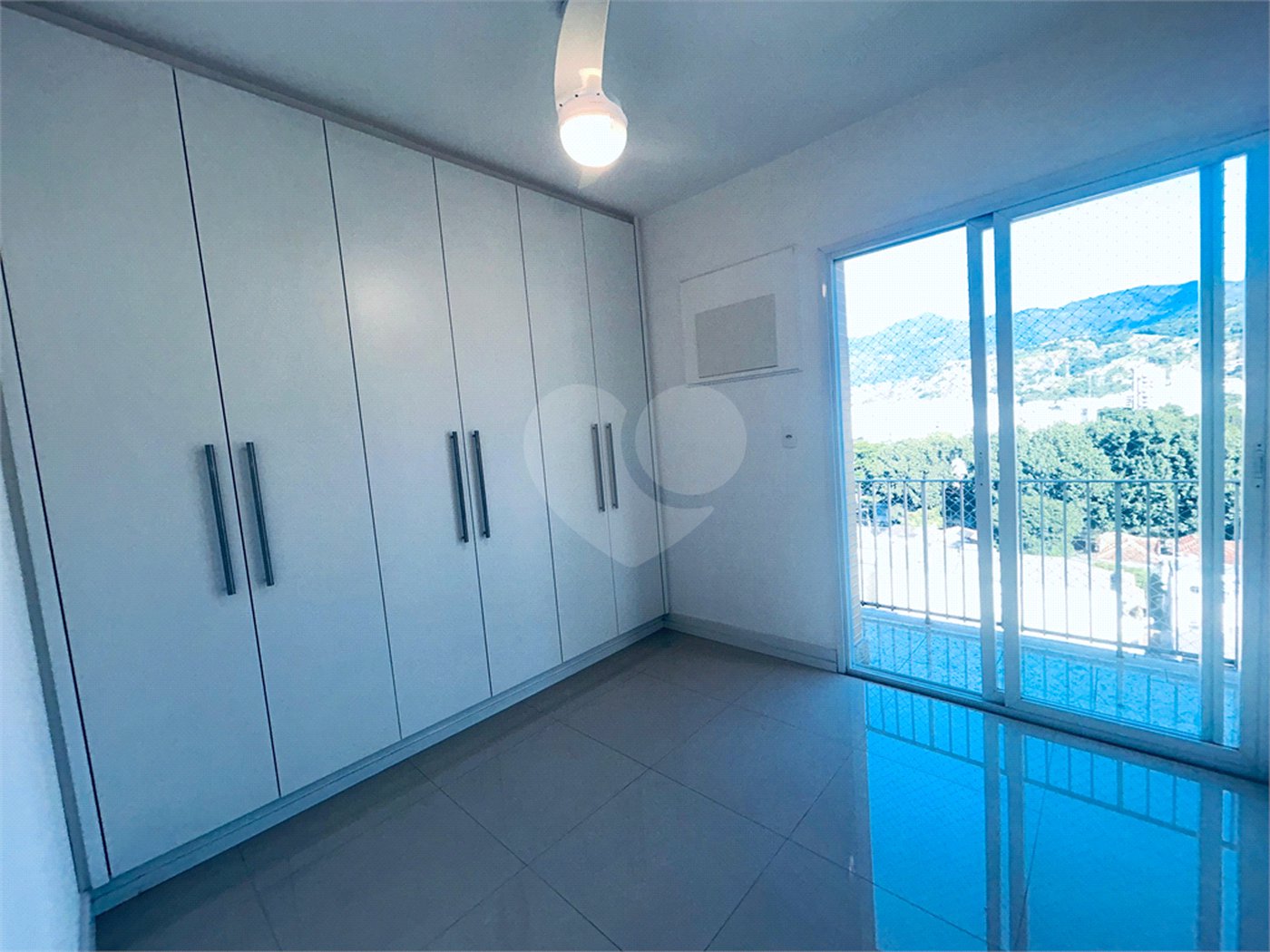 Apartamento à venda com 2 quartos, sendo 1 suíte, em Grajaú, Rio de Janeiro, RJ
