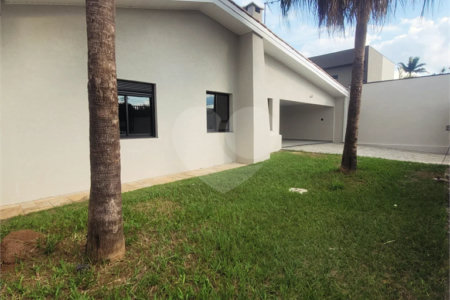 Casa à venda com 4 suítes em Nova Gardênia, Atibaia, SP