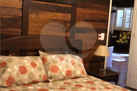 Casa à venda com 6 quartos, sendo 4 suítes,  em Parque do Imbui, Teresópolis, RJ