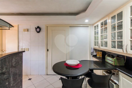 Apartamento à venda com 3 suítes em Sumaré, São Paulo, SP