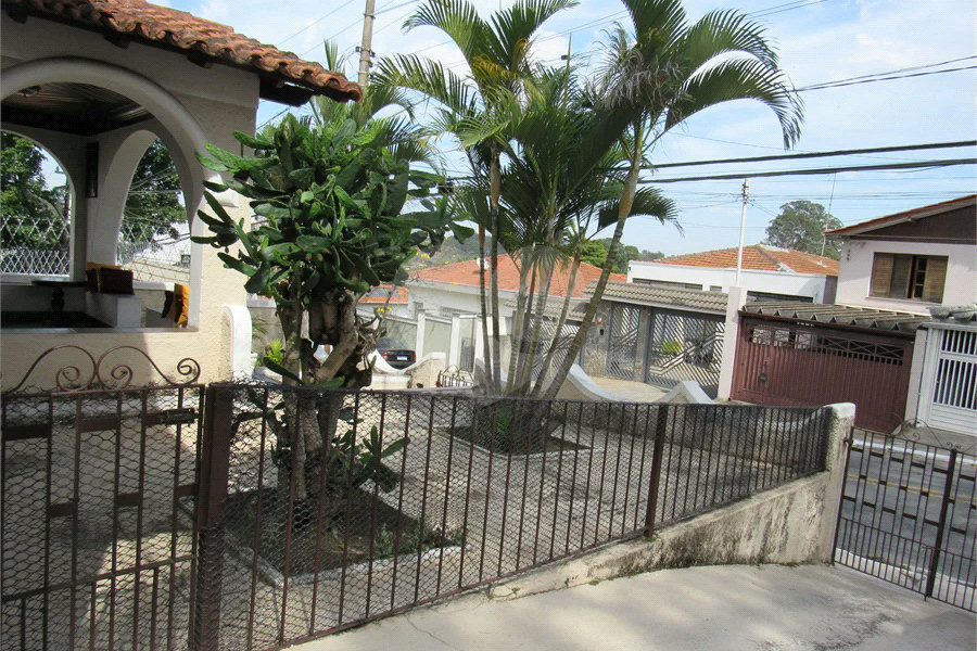 Casa à venda com 3 quartos, sendo 1 suíte,  no condomínio Casa, São Paulo - SP