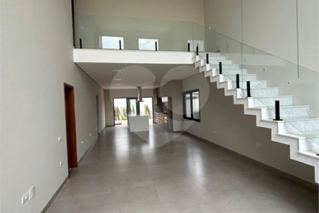Sobrado à venda com 4 suítes em Residencial Central Parque, Salto, SP