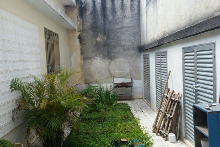 Casa Térrea à venda com 4 quartos em Jardim Peri, São Paulo, SP