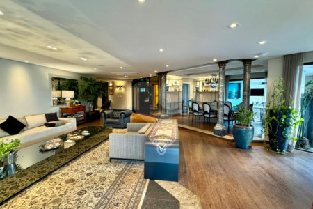 Apartamento à venda com 4 suítes em Moema, São Paulo, SP