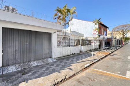 Casa para alugar com 5 quartos, sendo 2 suítes, no Centro, Suzano, SP