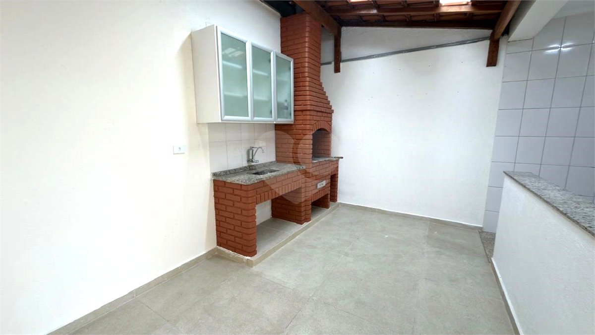 Sobrado à venda com 3 quartos, sendo 1 suíte, em Jardim Vila Formosa, São Paulo, SP