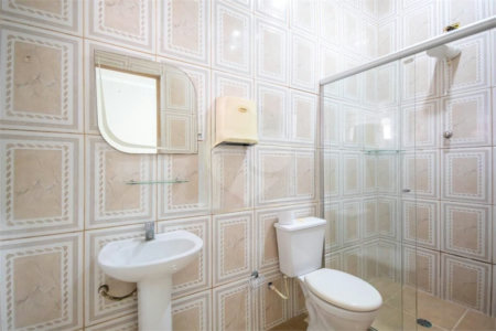 Casa à venda com 206m², 3 quartos e 2 vagas