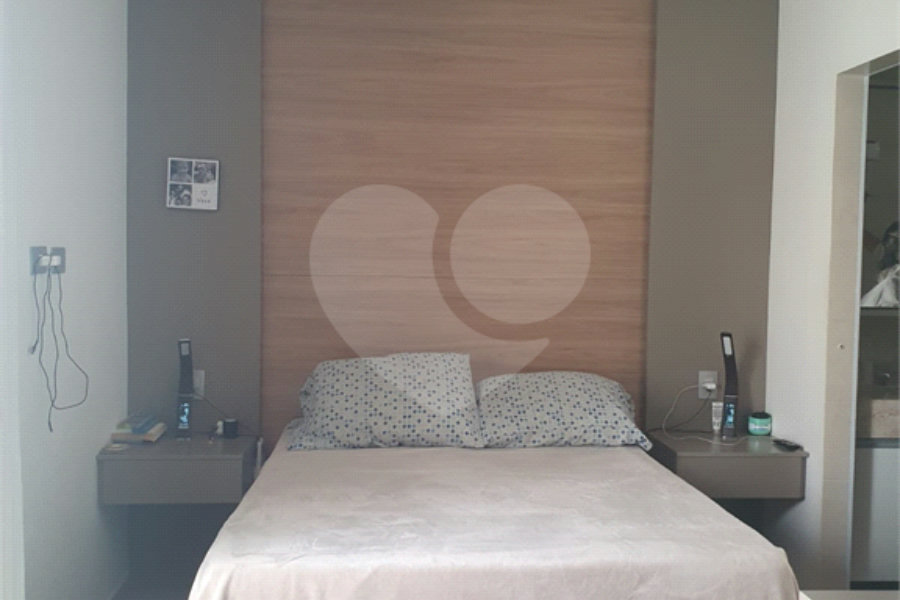 Casa à venda com 4 quartos, sendo 2 suítes, em Vila Guilherme, São Paulo, SP
