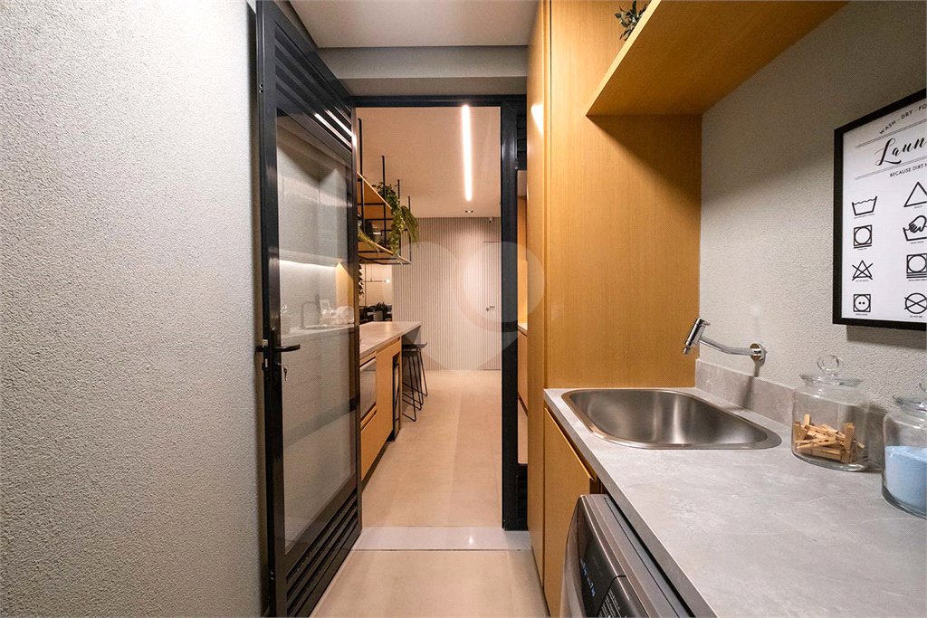 Apartamento à venda com 2 quartos, sendo 1 suíte, em Pinheiros, São Paulo, SP