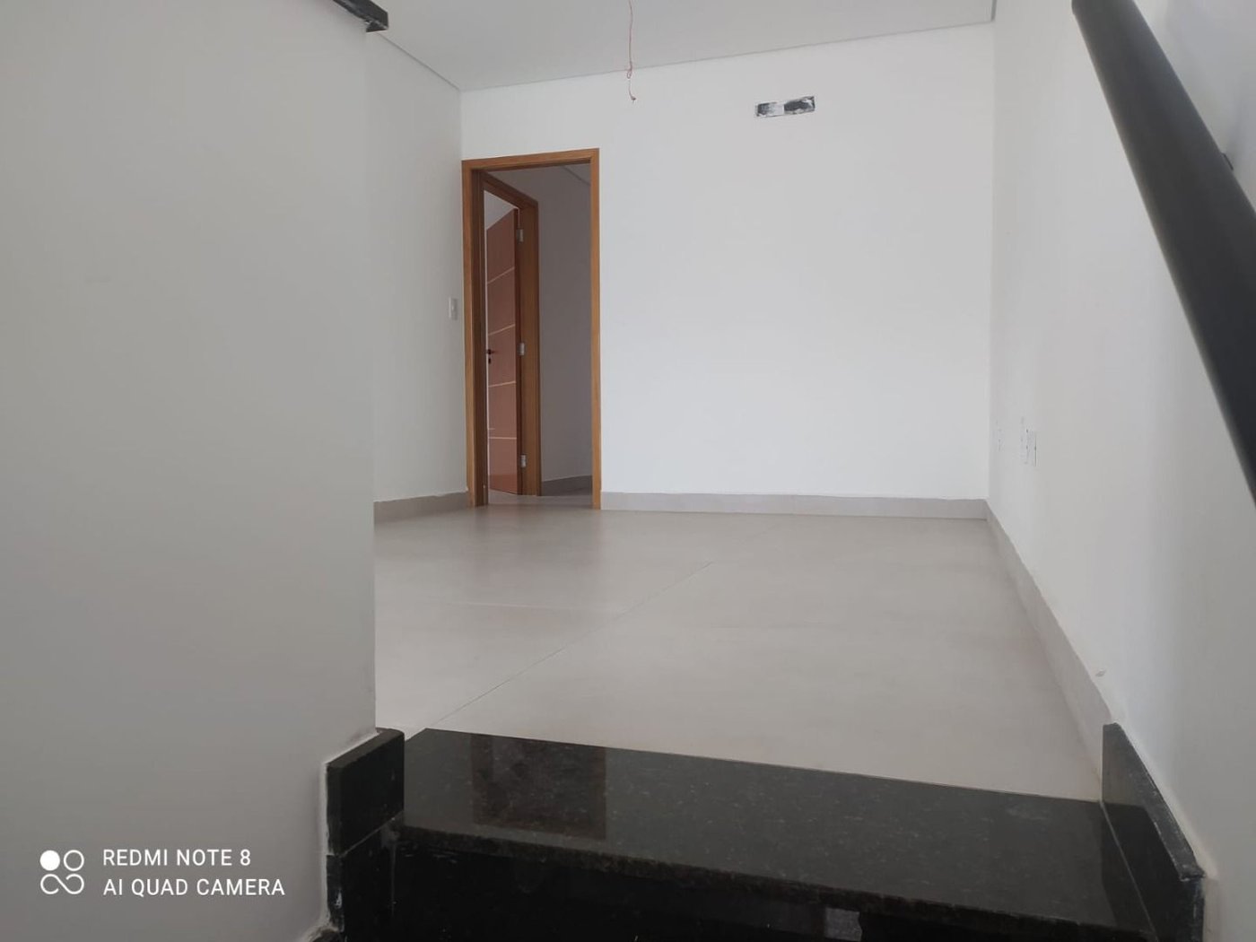 Sobrado com 3 dormitórios à venda, 107 m² por R$ 825.000,00 - Estuário - Santos/SP