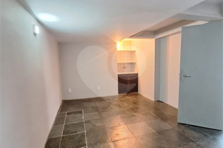Casa para alugar com 5 quartos no Centro, Vinhedo, SP