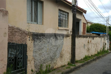 Casa Térrea à venda com 5 suítes em Vila Lageado, São Paulo, SP