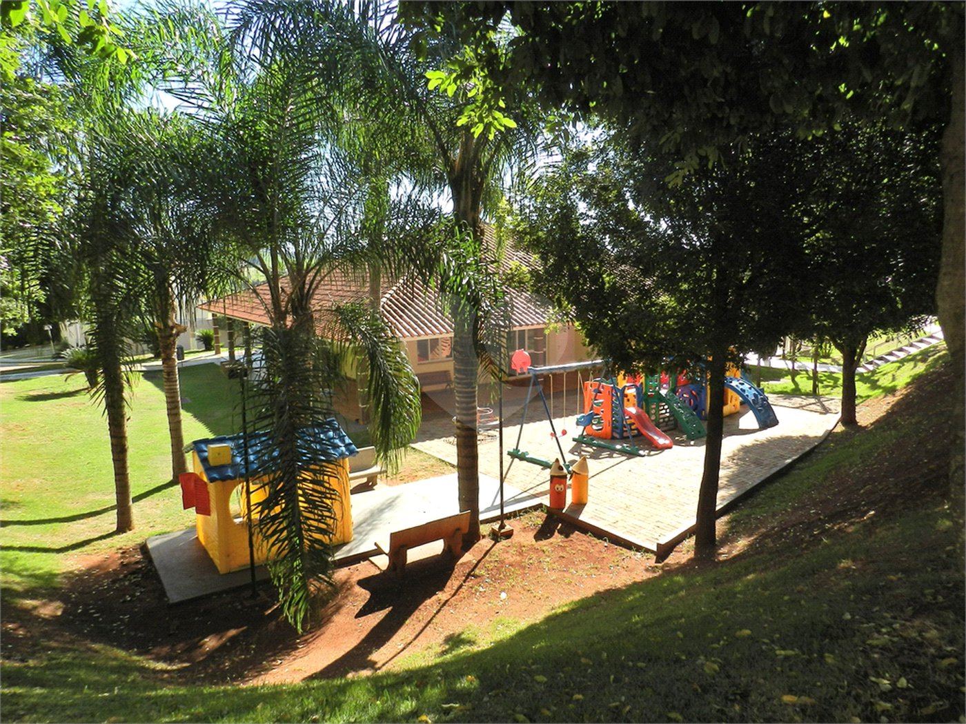 Casa à venda com 3 quartos, sendo 1 suíte, no condomínio Topazio Rp, Ribeirão Preto - SP
