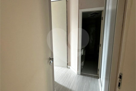 Apartamento à venda com 4 quartos, sendo 1 suíte, em Anchieta, São Bernardo do Campo, SP