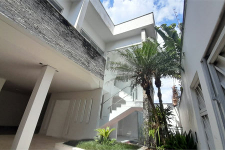 Sobrado à venda com 6 quartos, sendo 5 suítes, no Centro, São Bernardo do Campo, SP