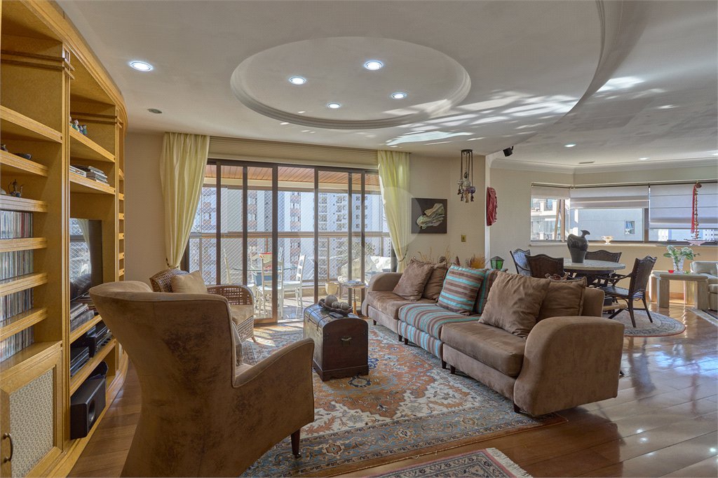 Apartamento à venda com 4 suítes em Campo Belo, São Paulo, SP