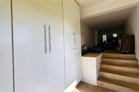 Casa à venda com 3 suítes no condomínio Chácaras do Lago, Vinhedo - SP