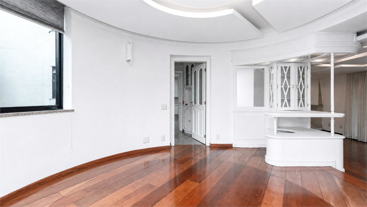 Apartamento à venda com 4 quartos, sendo 2 suítes, em Brooklin Paulista, São Paulo, SP
