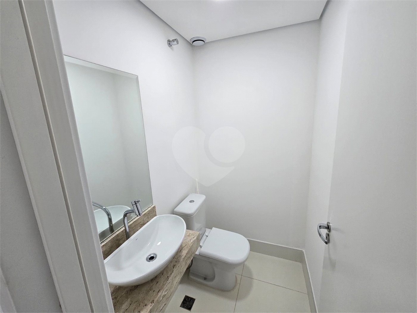 Apartamento para alugar com 3 suítes no Centro, Itapetininga, SP
