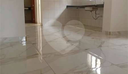 Sobrado à venda com 3 quartos, sendo 2 suítes,  em Vila Homero Thon, Santo André, SP