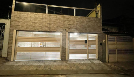 Sobrado à venda com 4 quartos, sendo 1 suíte,  em Tremembé, São Paulo, SP