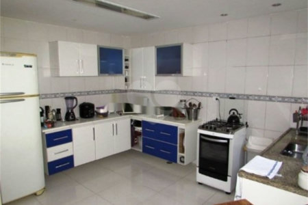 Sobrado à venda com 4 suítes em Vila Gustavo, São Paulo, SP