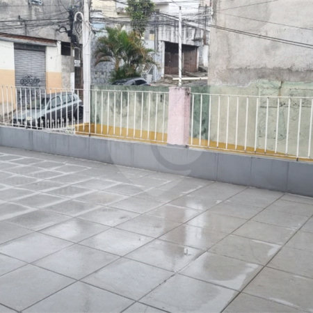 Sobrado à venda com 7 quartos em Parque Peruche, São Paulo, SP