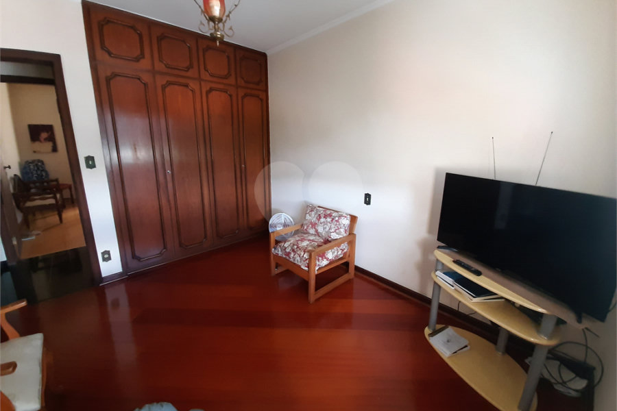 Casa Térrea à venda com 4 quartos, sendo 1 suíte,  em Jardim França, São Paulo, SP