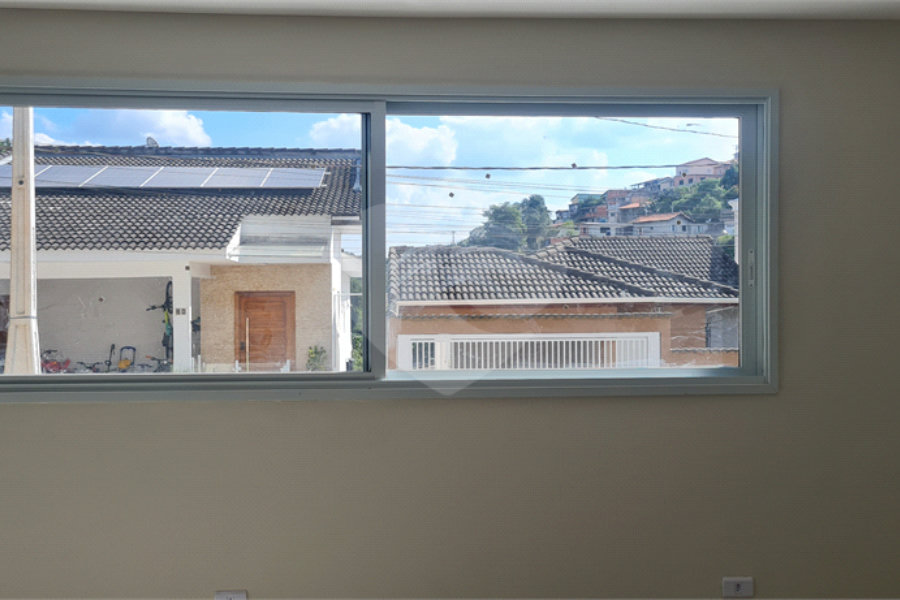 Casa à venda com 3 quartos, sendo 1 suíte, no condomínio Estancia da Serra / Residencial Nova Mairipora, Mairiporã - SP