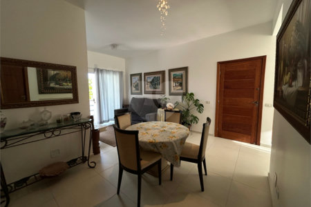 Apartamento à venda com 2 quartos, sendo 1 suíte,  em Villa Padova, Porto Seguro, BA