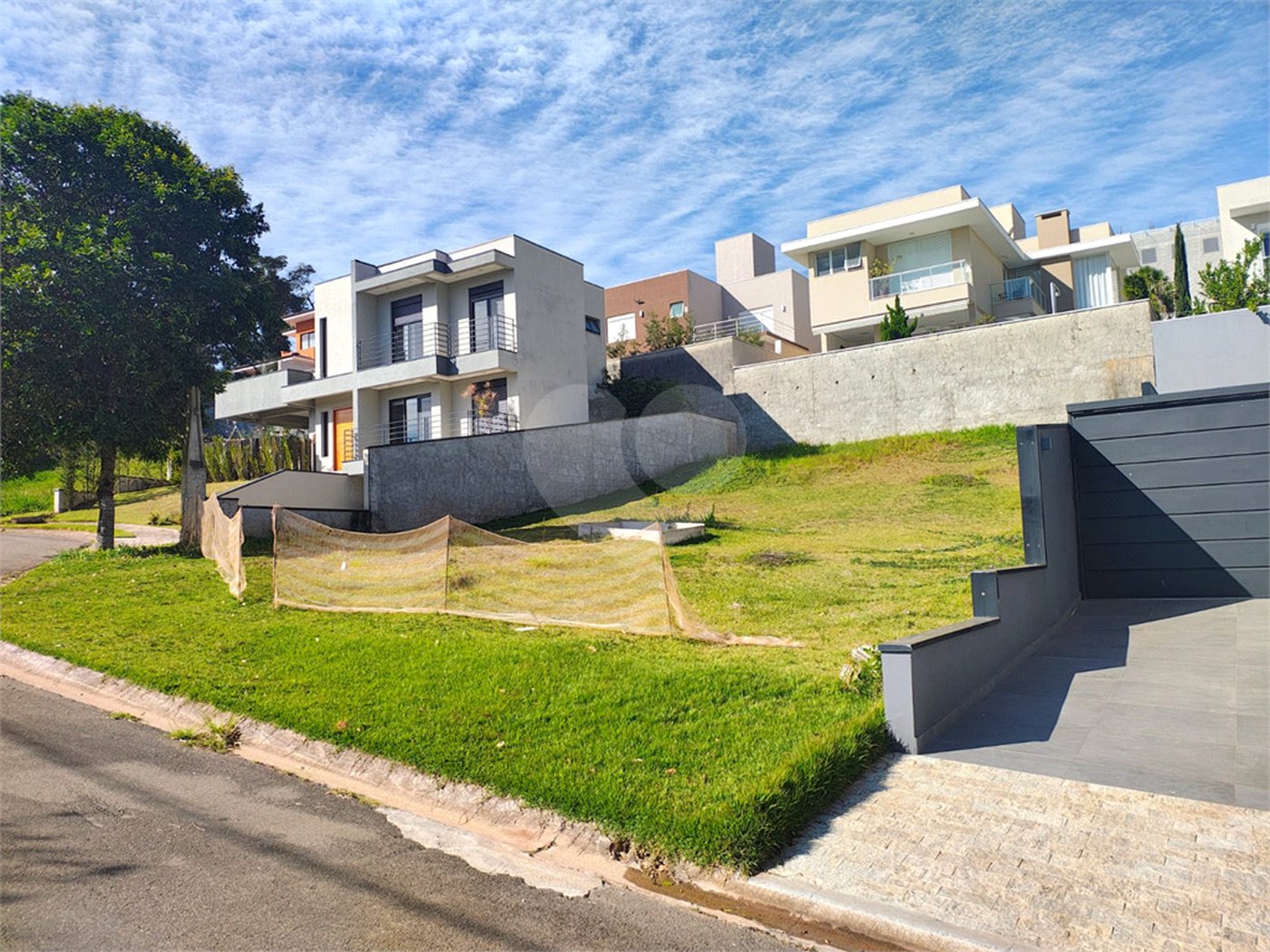 Terreno à venda no condomínio Quinta dos Lagos, Jundiaí - SP