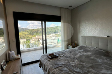 Casa a venda no Condomínio Reserva de Santa Isabel - Louveira SP.