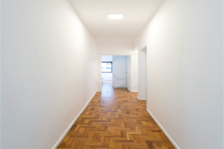 Apartamento à venda com 3 quartos, sendo 1 suíte, em Itaim Bibi, São Paulo, SP