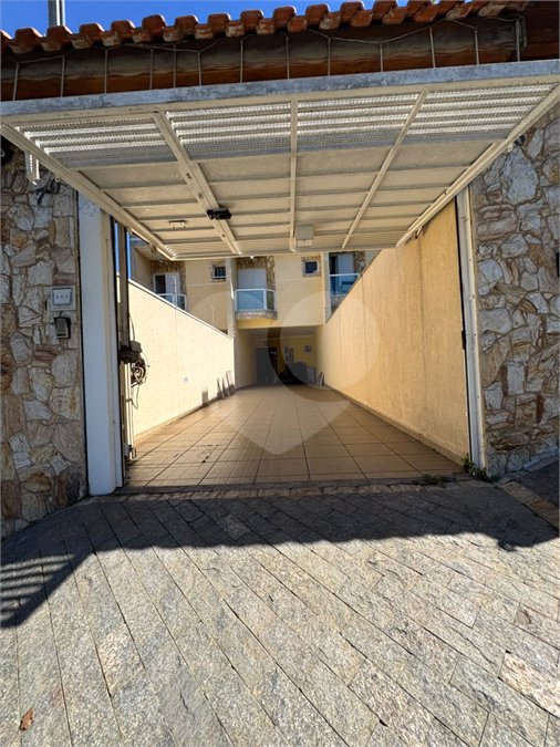 Sobrado à venda com 3 quartos, sendo 1 suíte, em Jardim Popular, São Paulo, SP