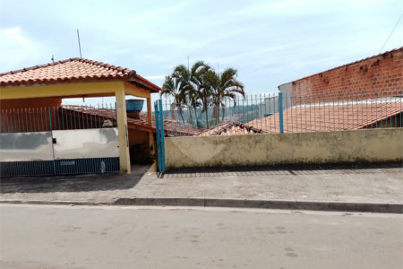 Casa à venda com 3 quartos em Jardim Imperial, Atibaia, SP