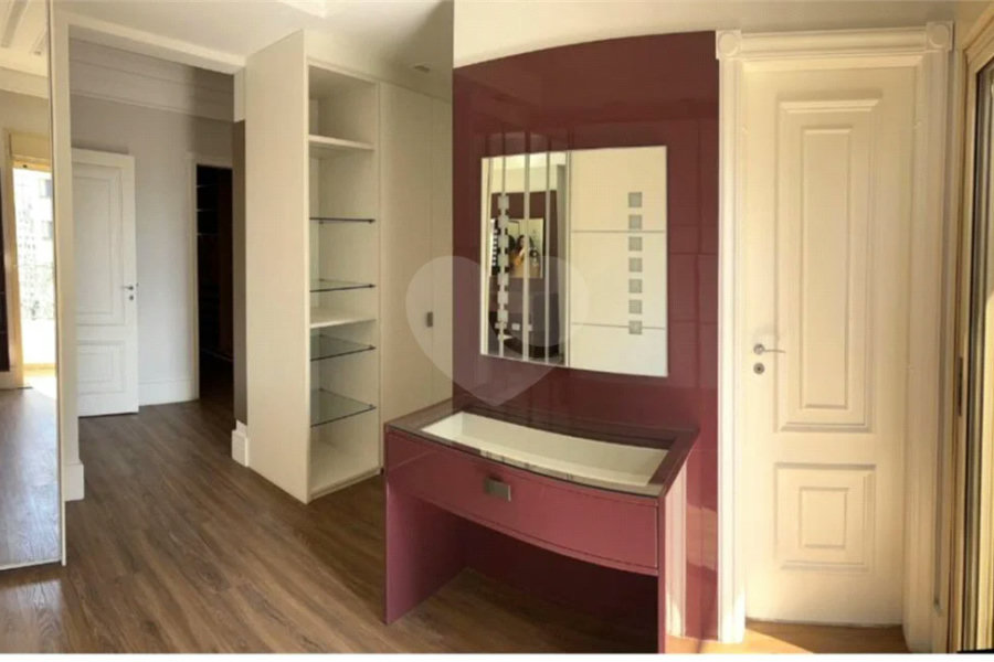 Apartamento à venda com 4 quartos, sendo 3 suítes,  em Tatuapé, São Paulo, SP