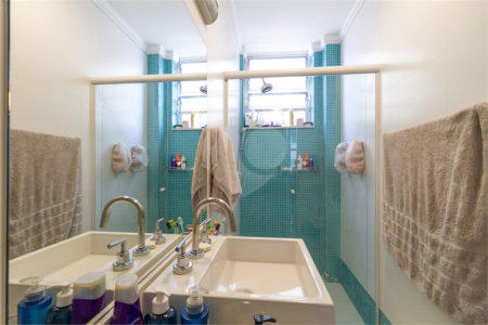Apartamento à venda com 3 quartos, sendo 1 suíte, em Santa Cecília, São Paulo, SP