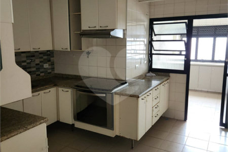 Apartamento à venda com 3 quartos, sendo 1 suíte, em Chácara Inglesa, São Paulo, SP